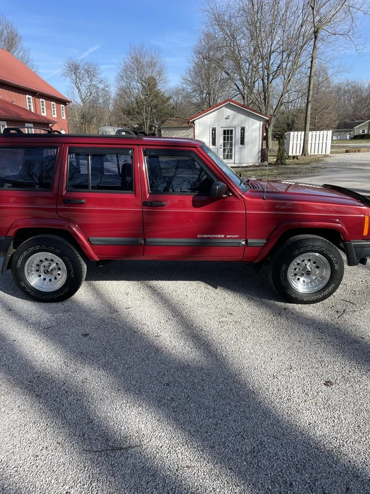 1999 Jeep XJ Cherokee - Image 19 of 31