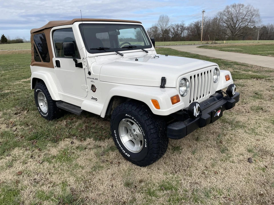 1999 Jeep TJ Wrangler - Image 2 of 31