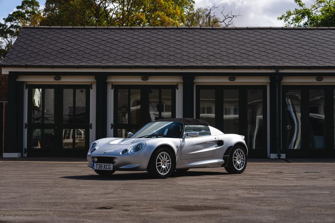 1999 Lotus Elise Series 1 - Image 11 of 31
