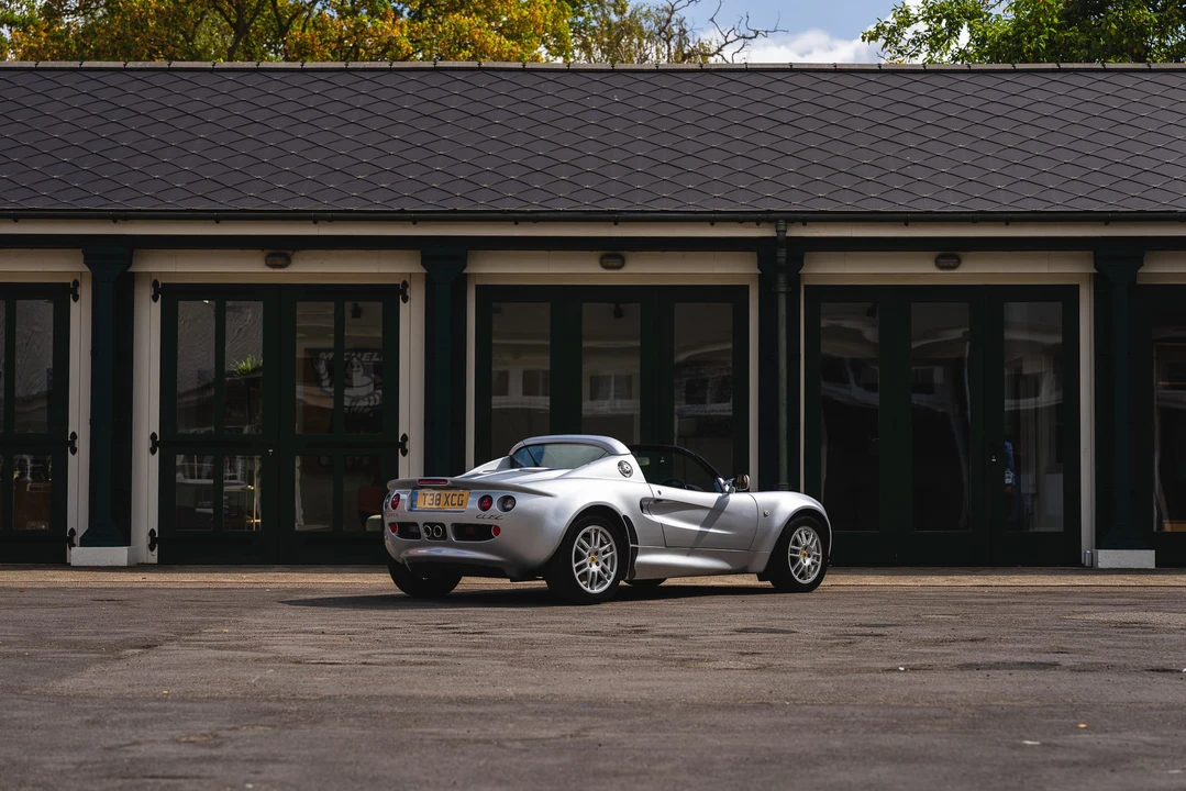 1999 Lotus Elise Series 1 - Image 24 of 31