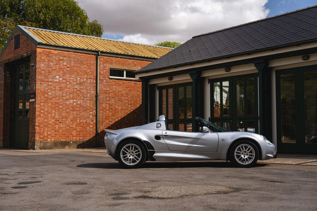 1999 Lotus Elise Series 1 - Image 27 of 31