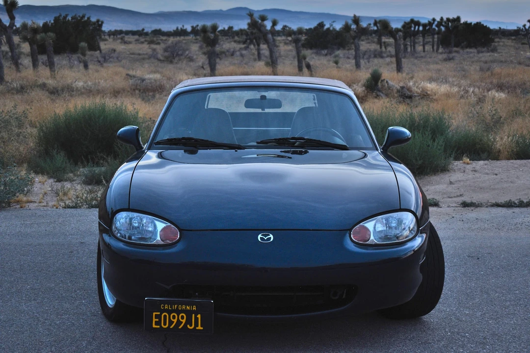 1999 Mazda NB MX-5 Miata - Image 11 of 31