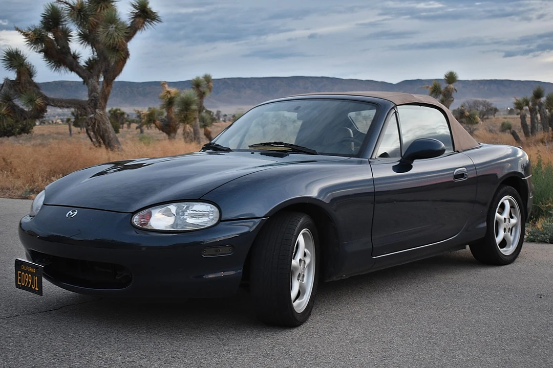 1999 Mazda NB MX-5 Miata - Image 9 of 31
