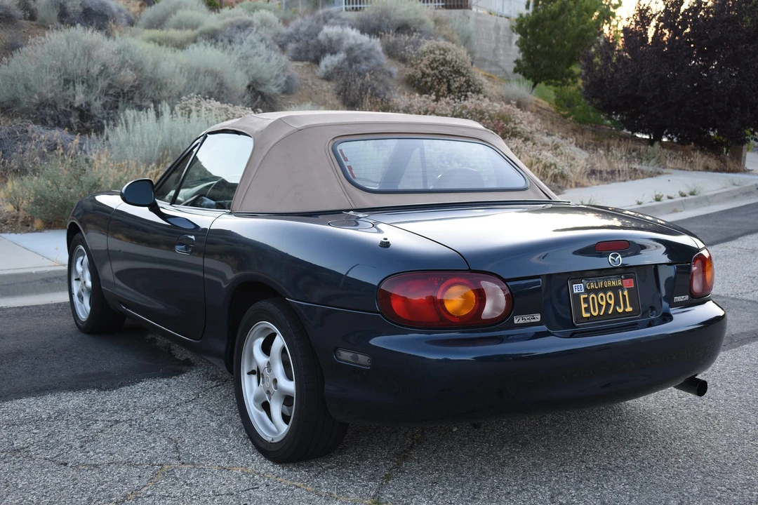 1999 Mazda NB MX-5 Miata - Image 18 of 31
