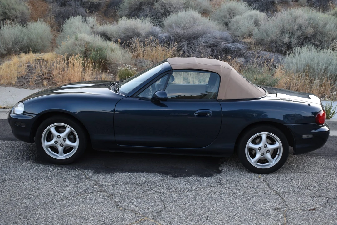 1999 Mazda NB MX-5 Miata - Image 21 of 31