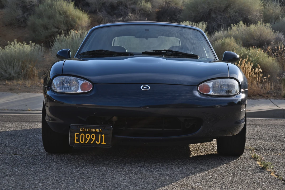 1999 Mazda NB MX-5 Miata - Image 4 of 31