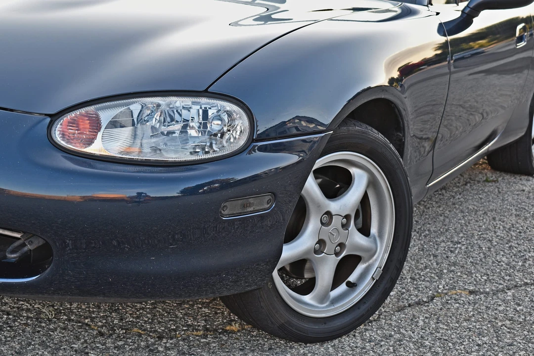 1999 Mazda NB MX-5 Miata - Image 28 of 31