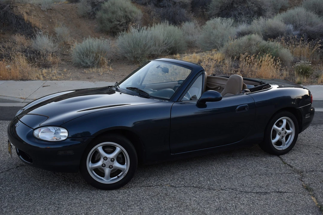 1999 Mazda NB MX-5 Miata - Image 2 of 31