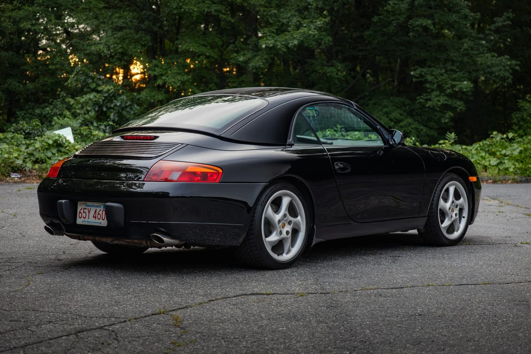 1999 Porsche 996 Carrera - Image 17 of 31