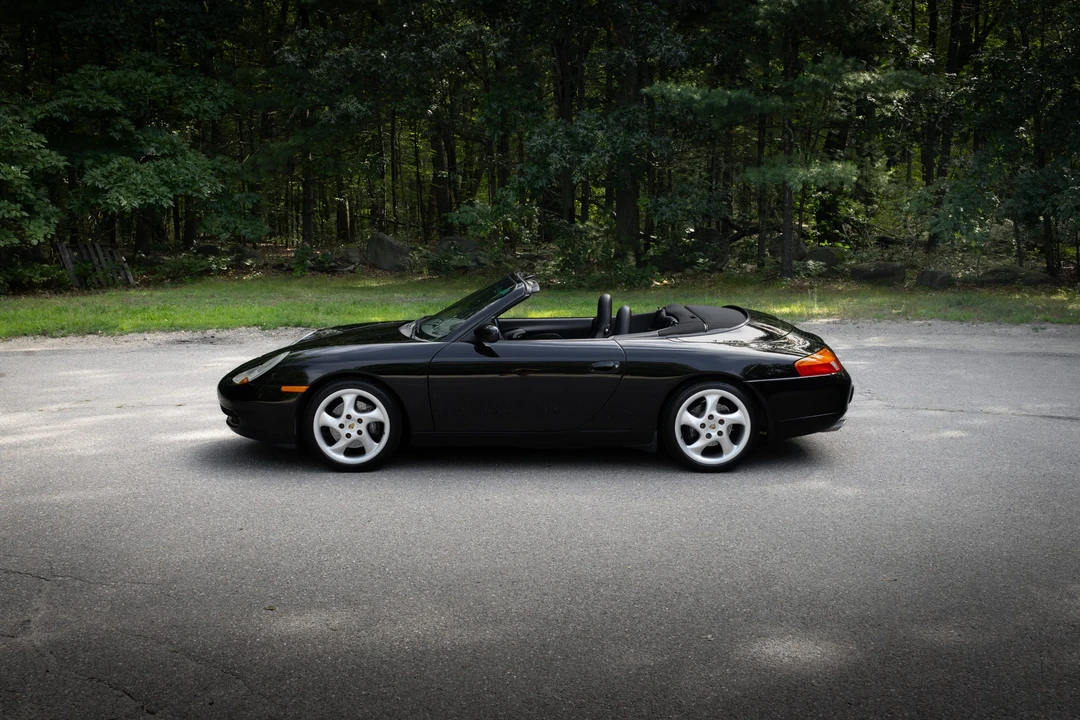 1999 Porsche 996 Carrera - Image 26 of 31