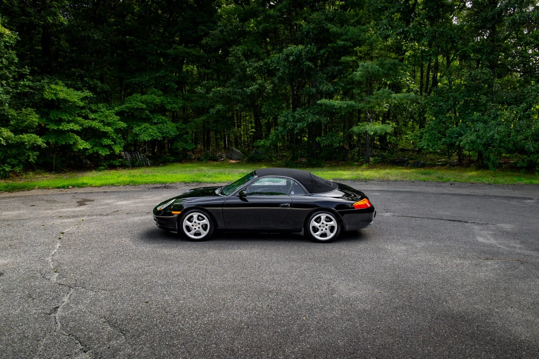 1999 Porsche 996 Carrera - Image 27 of 31