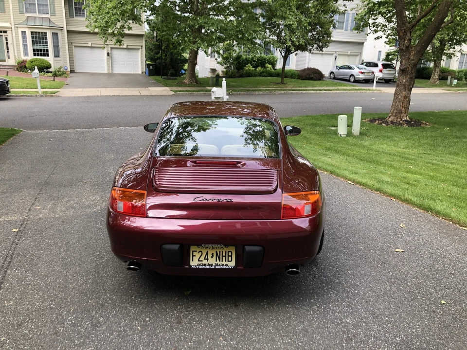1999 Porsche 996 Carrera - Image 10 of 31