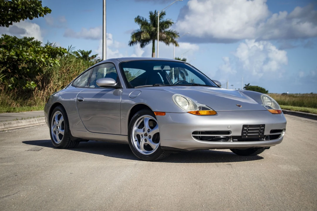 1999 Porsche 996 Carrera - Image 17 of 31