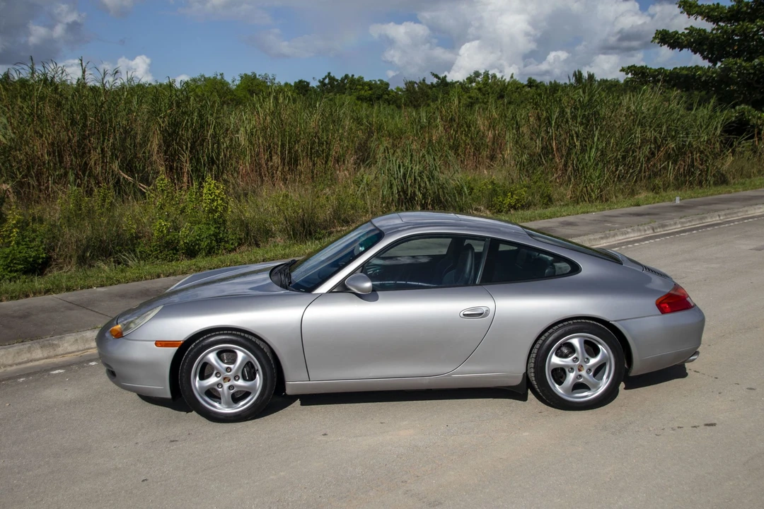 1999 Porsche 996 Carrera - Image 5 of 31