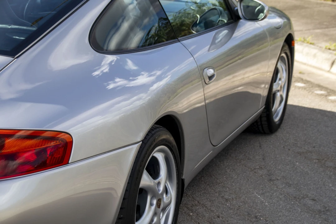 1999 Porsche 996 Carrera - Image 29 of 31