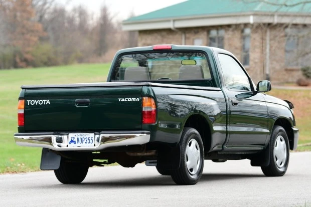 1999 Toyota Tacoma 1st Gen - Image 2 of 8