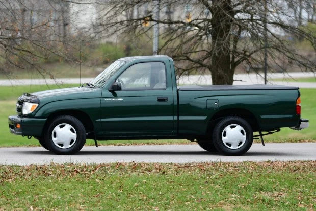 1999 Toyota Tacoma 1st Gen - Image 3 of 8
