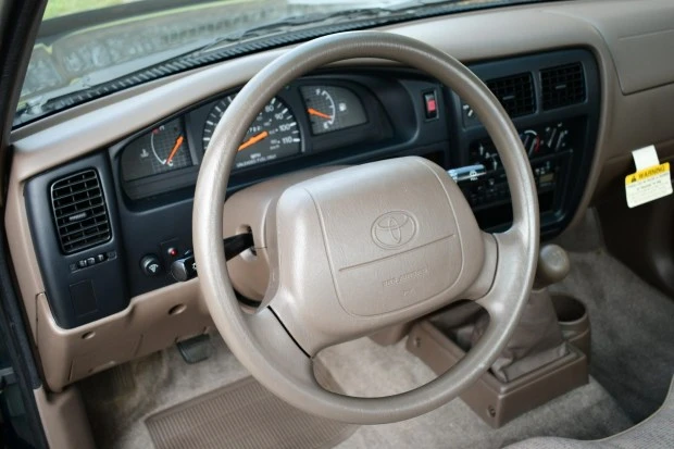 1999 Toyota Tacoma 1st Gen - Image 5 of 8
