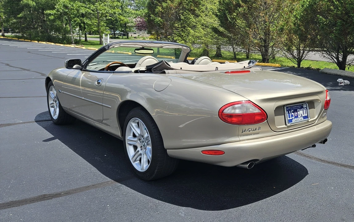 2000 Jaguar X100 XK8 - Image 4 of 31