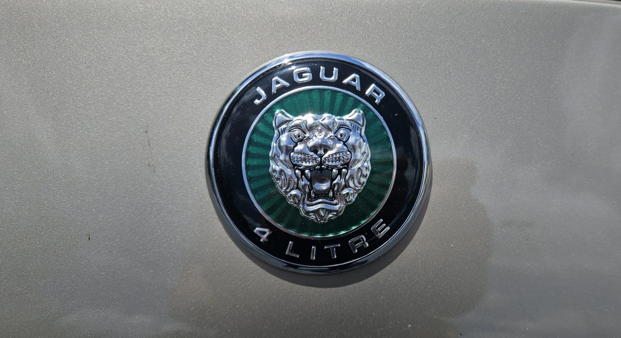 2000 Jaguar X100 XK8 - Image 25 of 31
