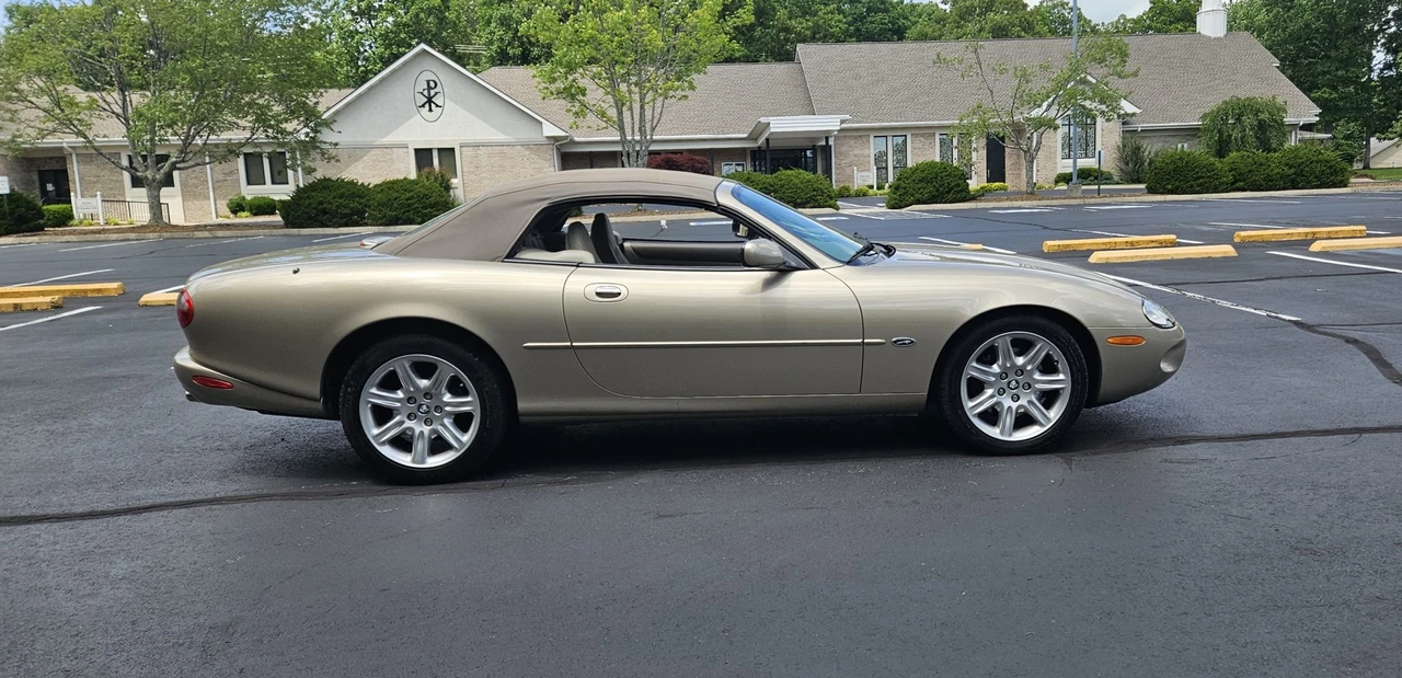 2000 Jaguar X100 XK8 - Image 7 of 31