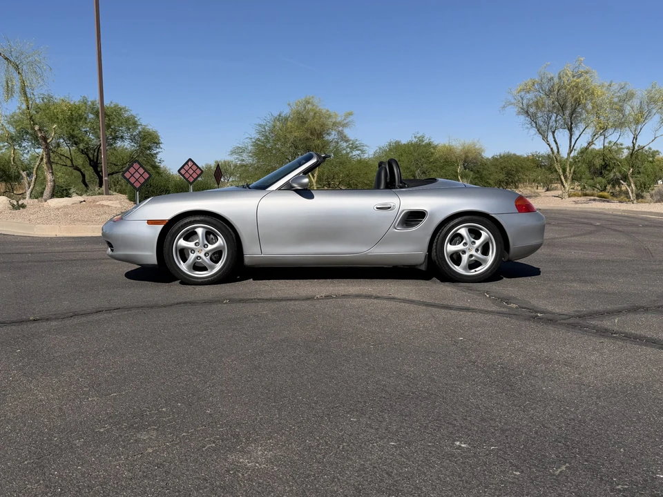 2000 Porsche 986 Boxster - Image 11 of 31
