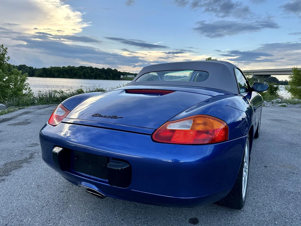 2000 Porsche 986 Boxster - Image 11 of 31