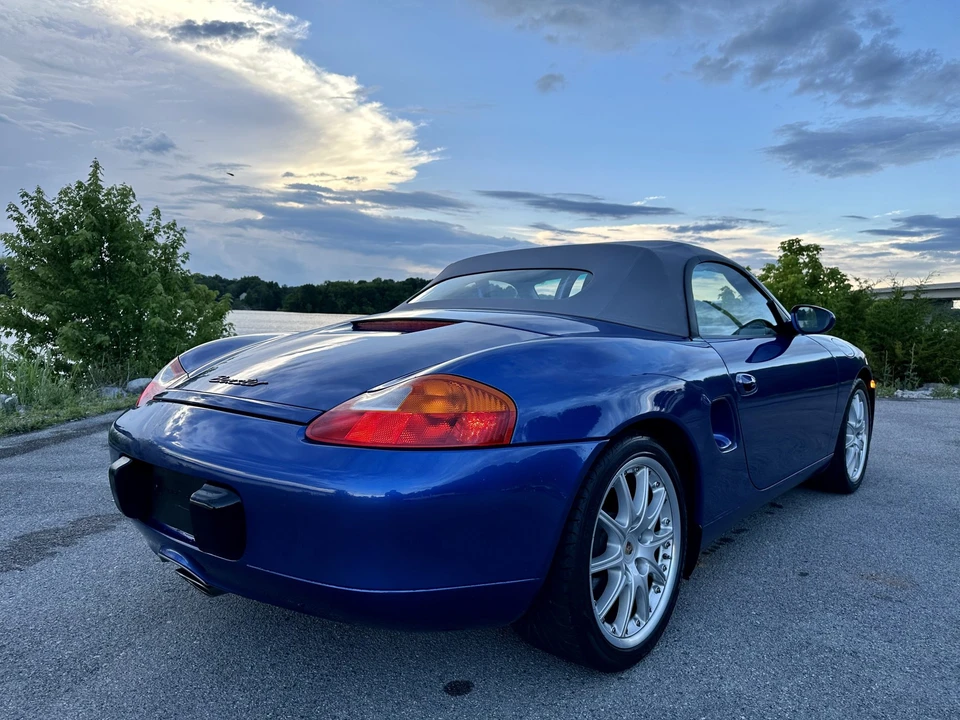 2000 Porsche 986 Boxster - Image 9 of 31