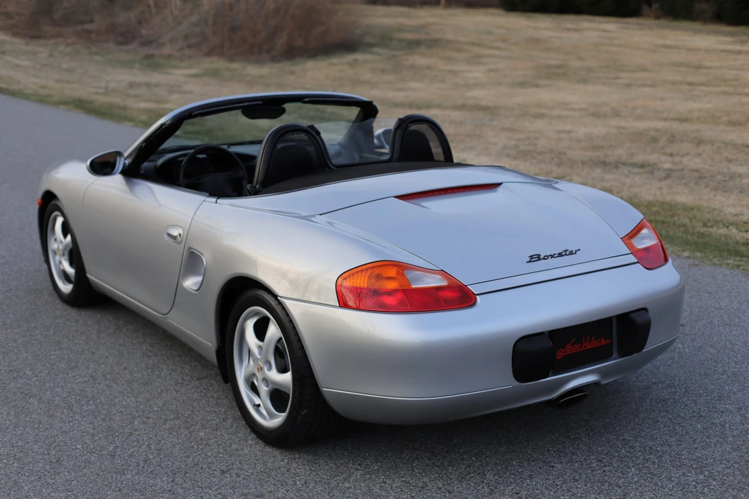 2000 Porsche 986 Boxster - Image 9 of 31