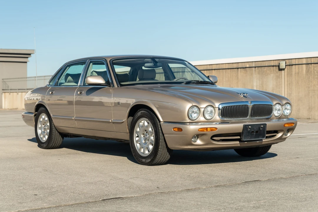 2001 Jaguar X308 XJ - Image 6 of 31