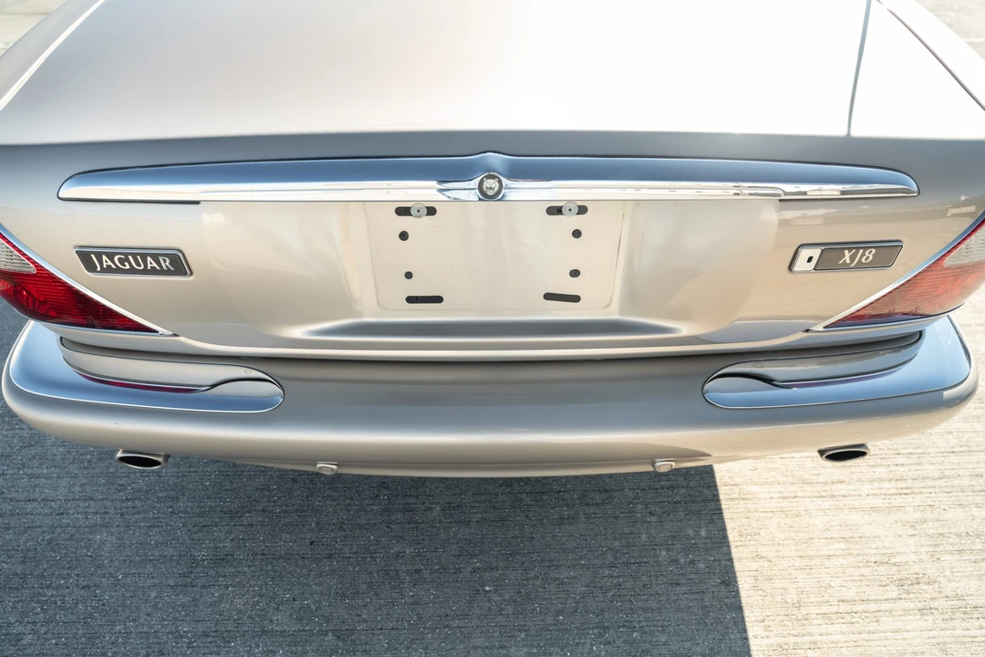 2001 Jaguar X308 XJ - Image 26 of 31