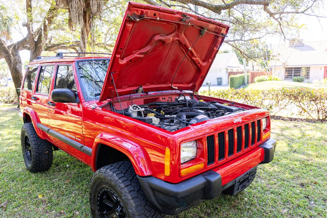 2001 Jeep XJ Cherokee - Image 15 of 31