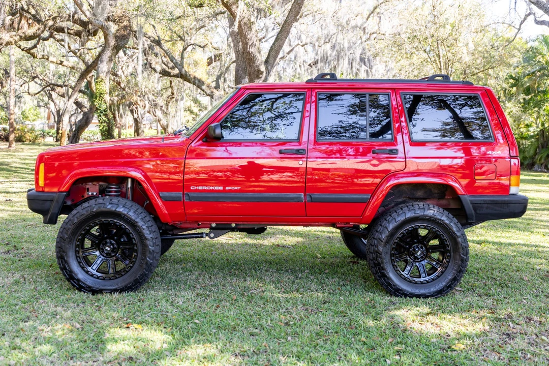 2001 Jeep XJ Cherokee - Image 3 of 31