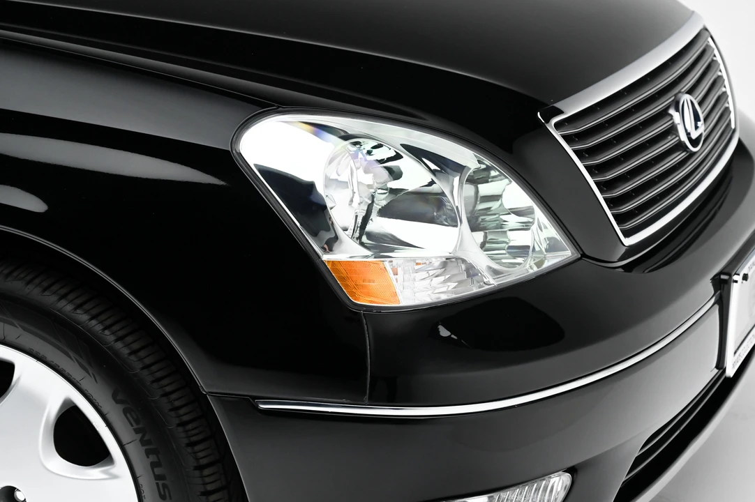 2001 Lexus LS 3rd Gen - Image 31 of 31