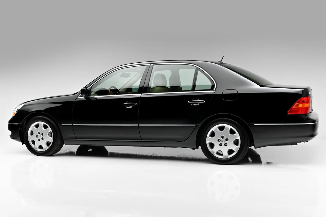 2001 Lexus LS 3rd Gen - Image 4 of 31