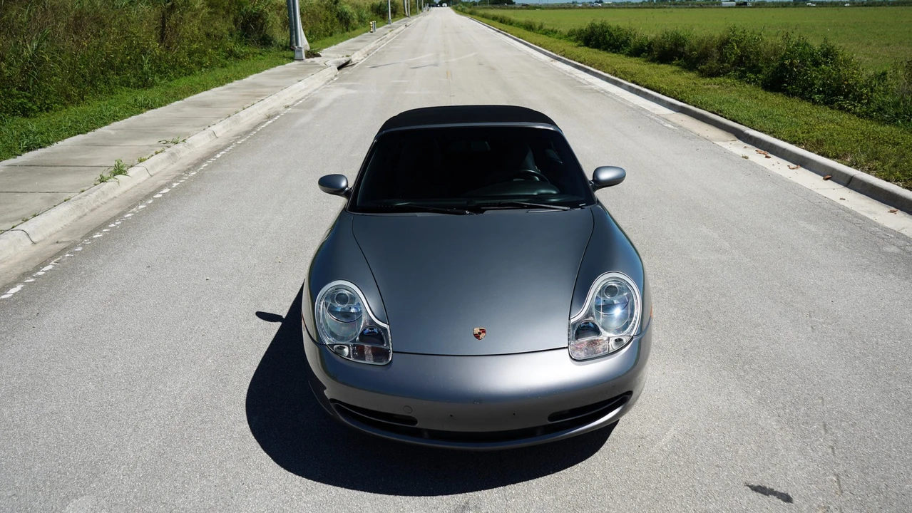 2001 Porsche 996 Carrera - Image 29 of 31