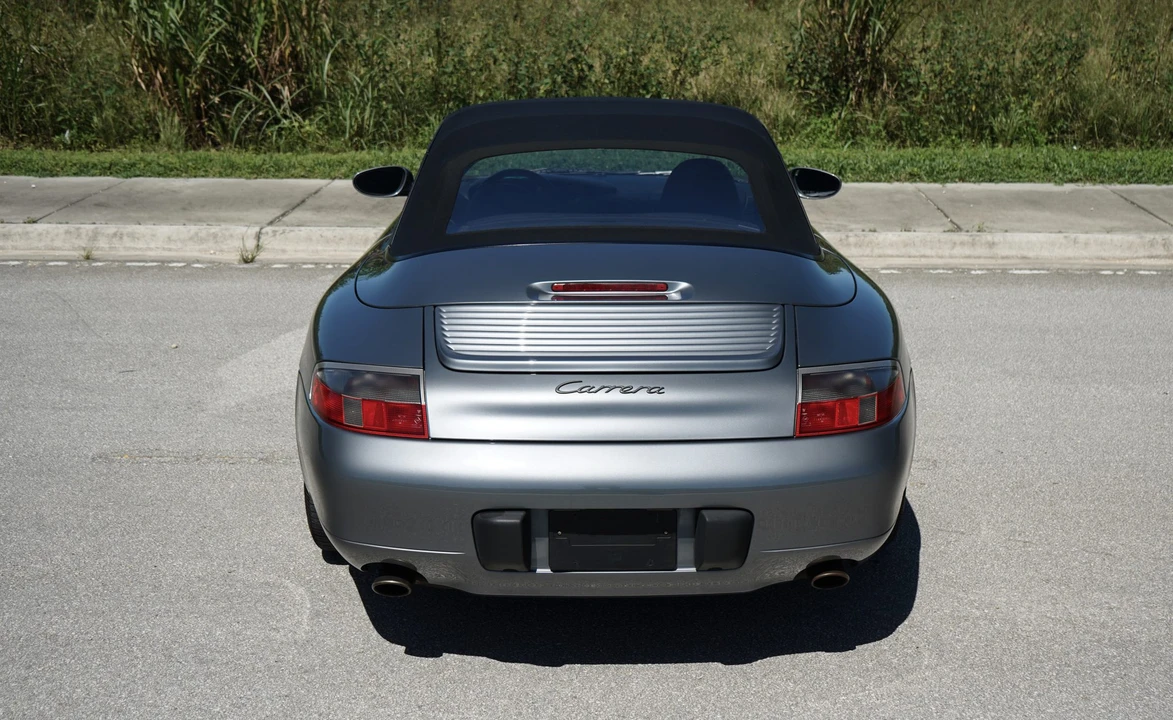 2001 Porsche 996 Carrera - Image 17 of 31
