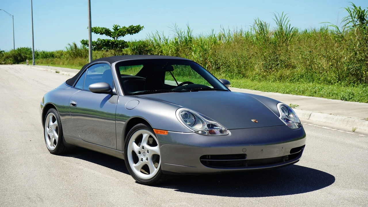 2001 Porsche 996 Carrera - Image 23 of 31