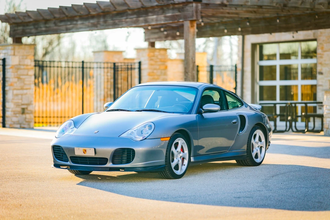 2001 Porsche 996 Turbo - Image 10 of 31