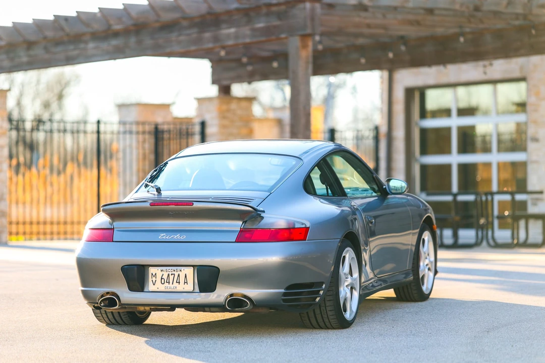 2001 Porsche 996 Turbo - Image 23 of 31