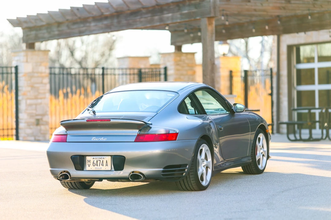 2001 Porsche 996 Turbo - Image 24 of 31