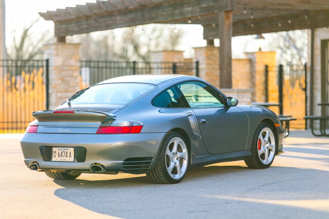 2001 Porsche 996 Turbo - Image 25 of 31