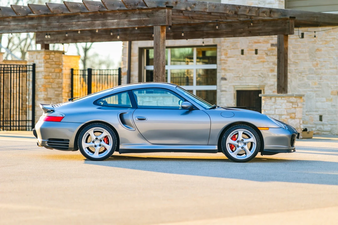 2001 Porsche 996 Turbo - Image 27 of 31