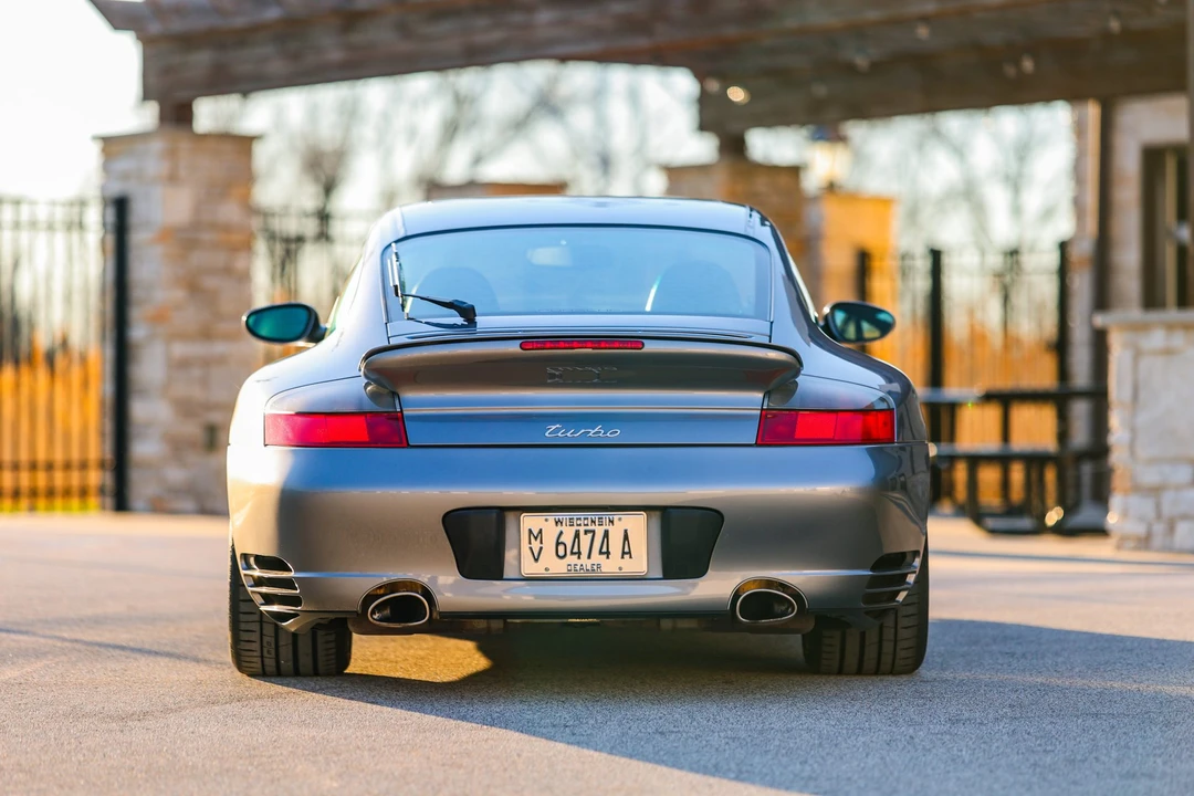 2001 Porsche 996 Turbo - Image 16 of 31