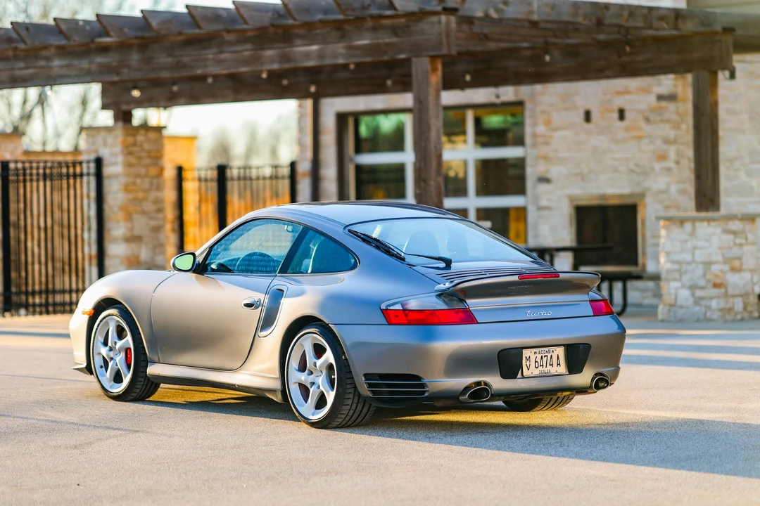 2001 Porsche 996 Turbo - Image 15 of 31