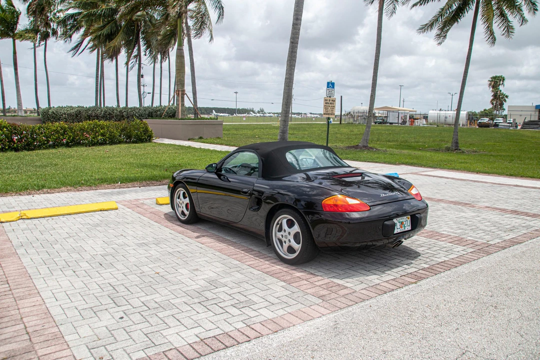2001 Porsche 986 Boxster S - Image 19 of 31