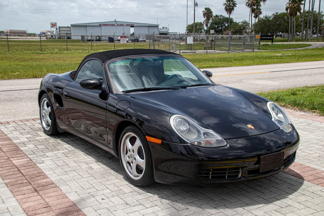 2001 Porsche 986 Boxster S - Image 15 of 31