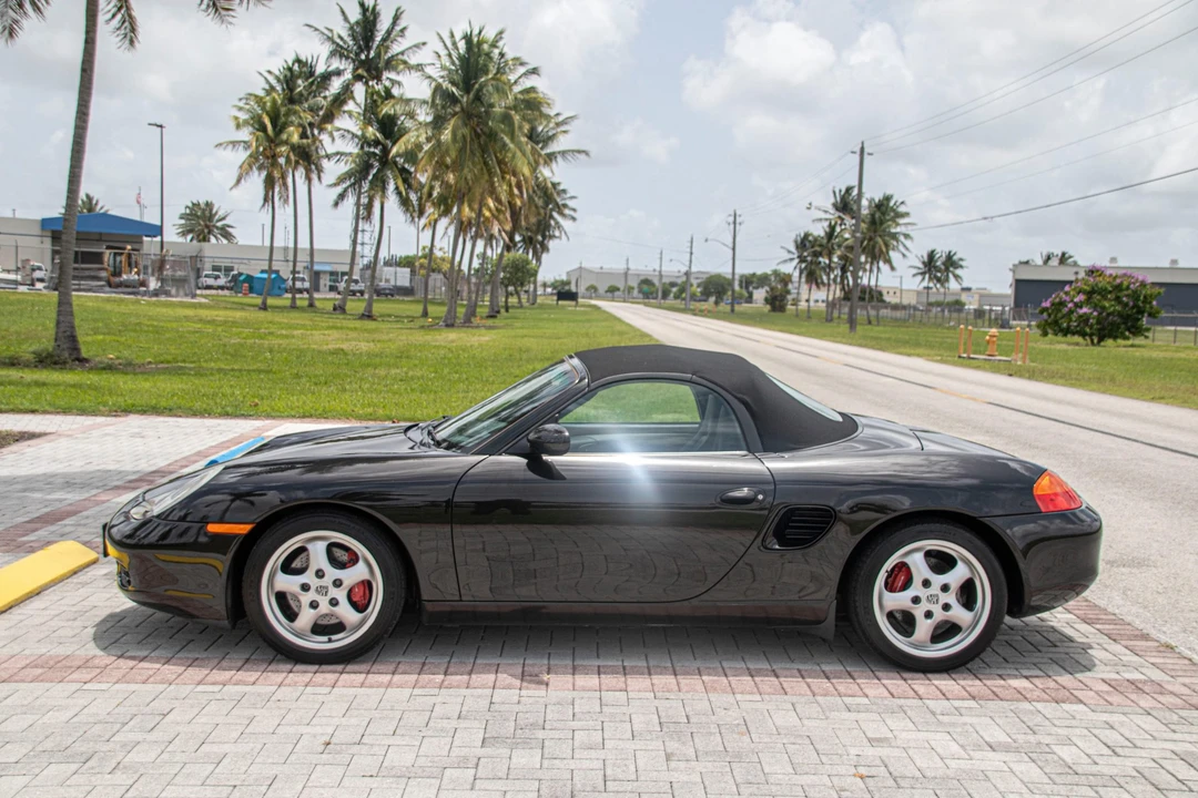 2001 Porsche 986 Boxster S - Image 21 of 31