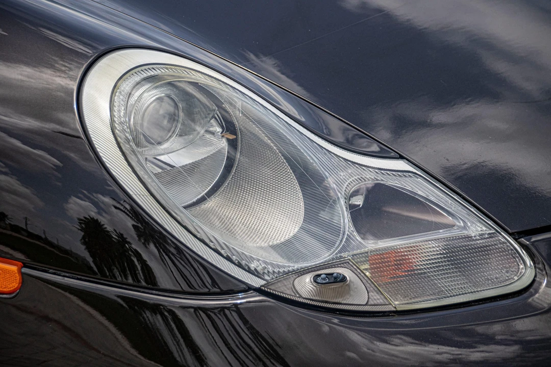 2001 Porsche 986 Boxster S - Image 28 of 31