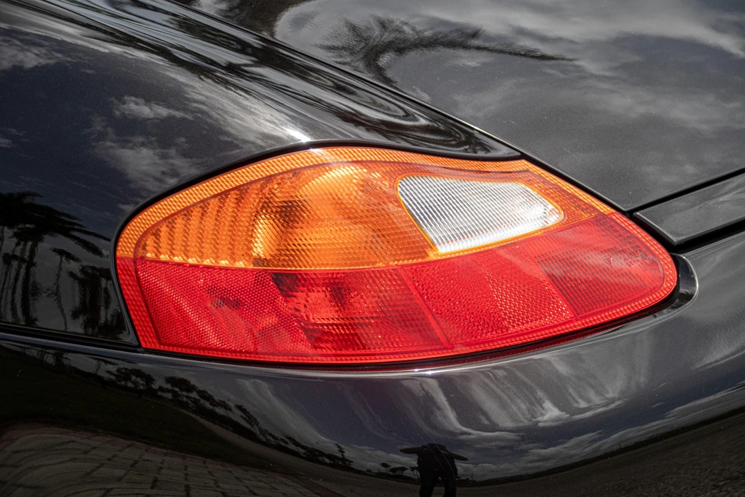 2001 Porsche 986 Boxster S - Image 30 of 31